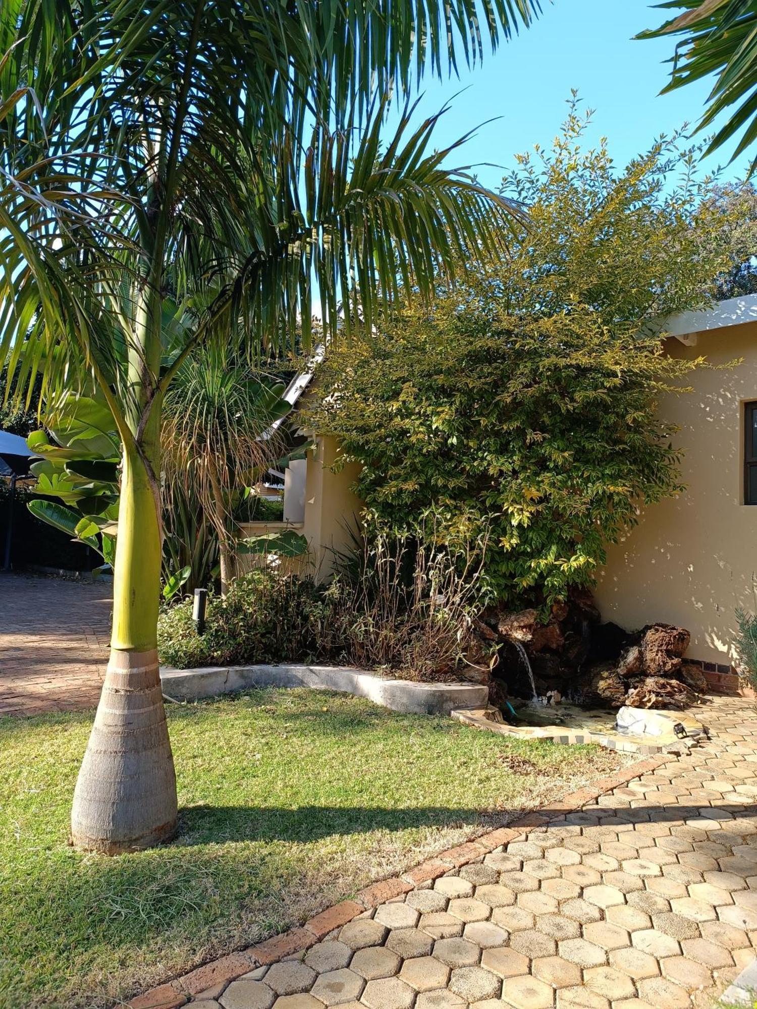 Jacaranda Hotell Harare Eksteriør bilde