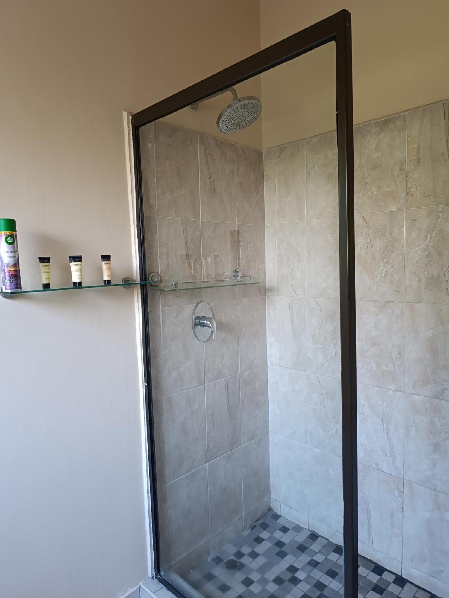 Jacaranda Hotell Harare Eksteriør bilde