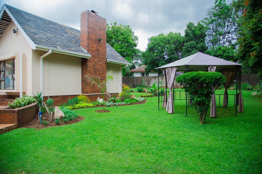 Jacaranda Hotell Harare Eksteriør bilde